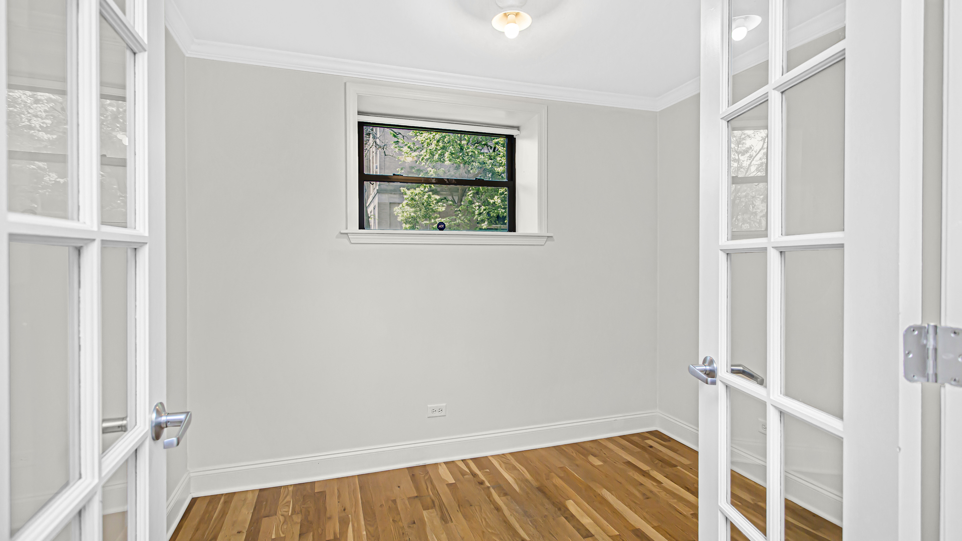 1418 W BRYN MAWR Avenue Unit: GW