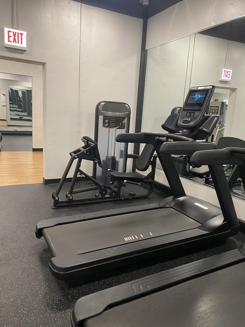 3550 N Lake Shore Drive Unit: 2118