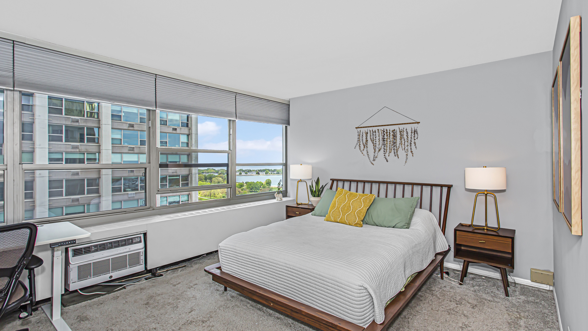 3550 N Lake Shore Drive Unit: 2118