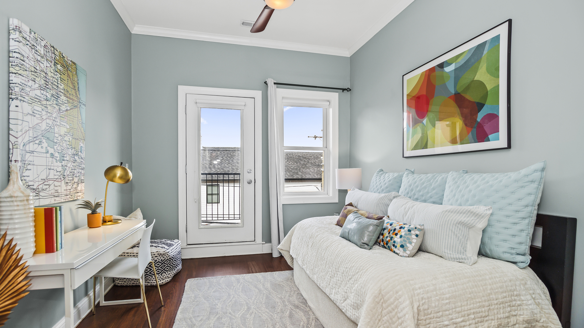 4104 N WESTERN Avenue Unit: 3S