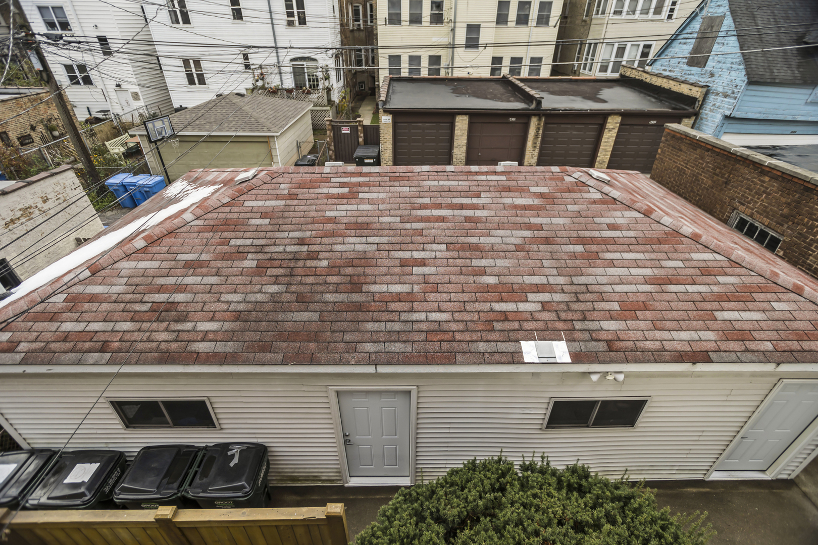 1453 W Rascher Avenue Unit: 2E