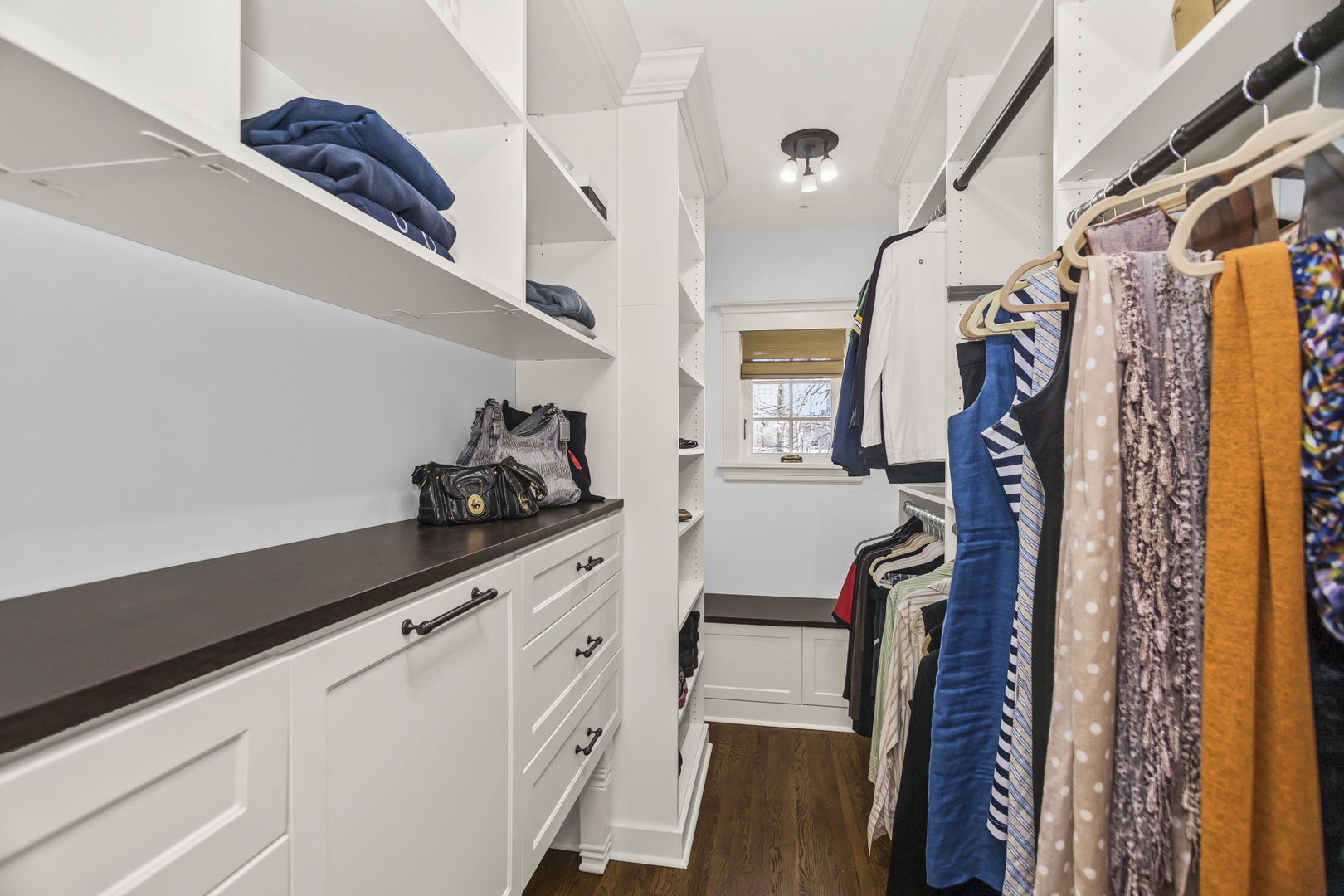 5537 N MAGNOLIA Avenue