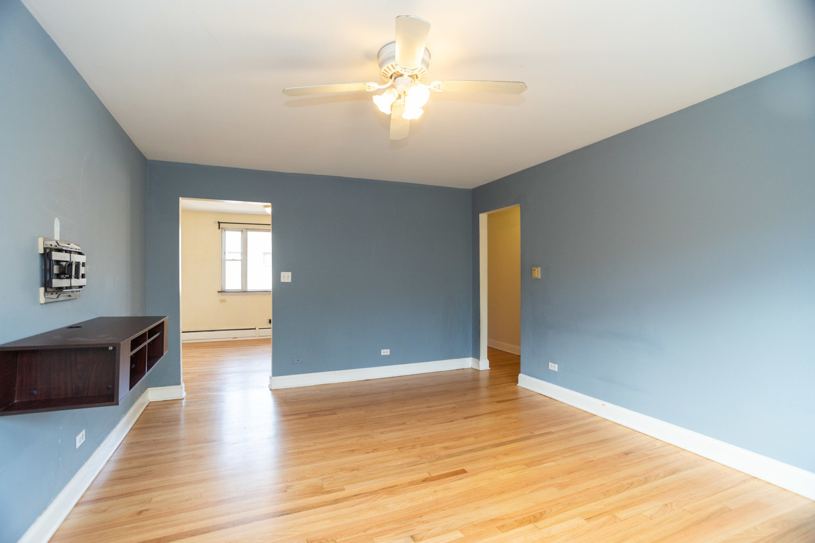 6828 N Greenview Avenue Unit: 3N