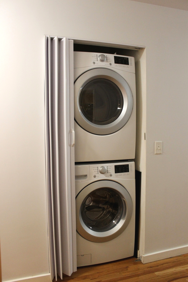 1620 S Michigan Avenue Unit: 801