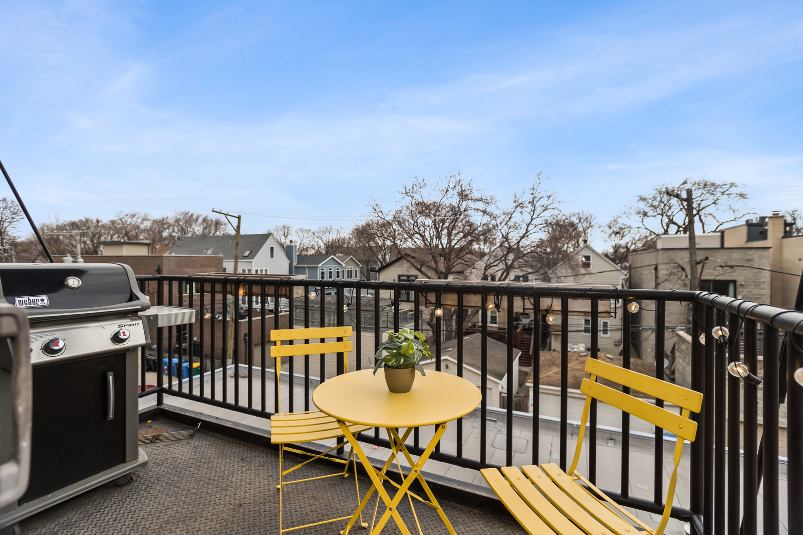 2040 W Belmont Avenue Unit: 306