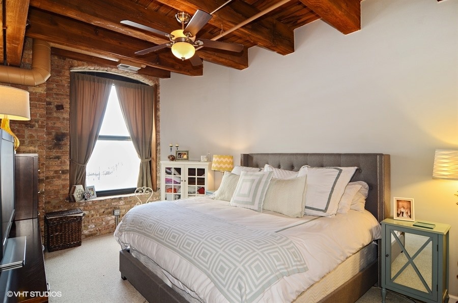 520 W HURON Street Unit: 509