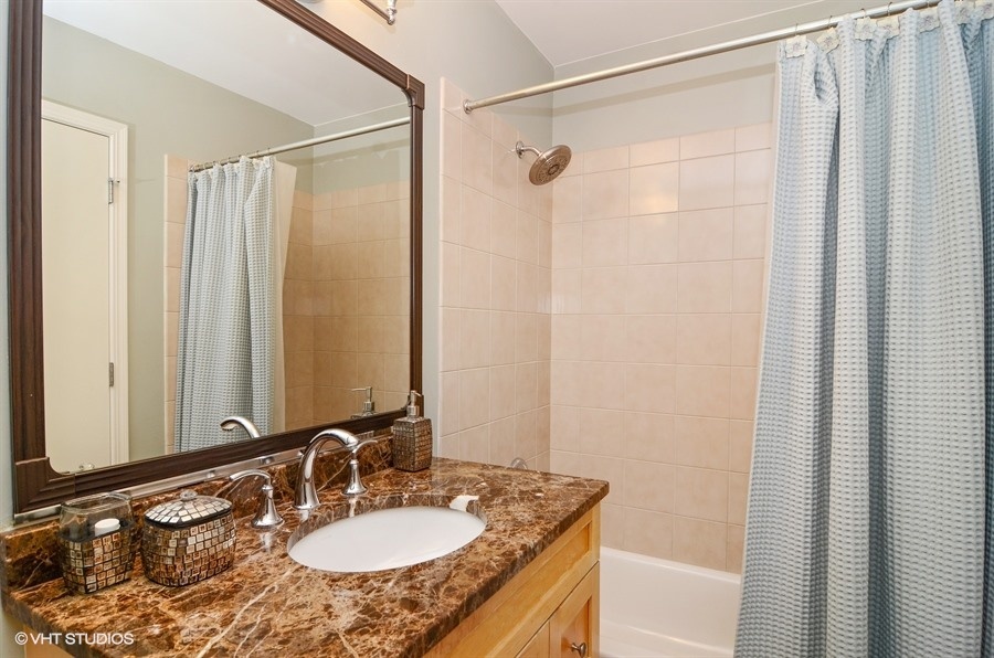 520 W HURON Street Unit: 509