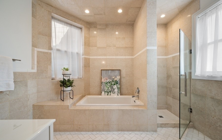 1727 N Clybourn Avenue Unit: 3