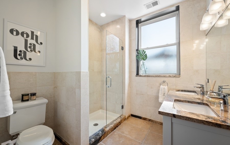 1727 N Clybourn Avenue Unit: 3