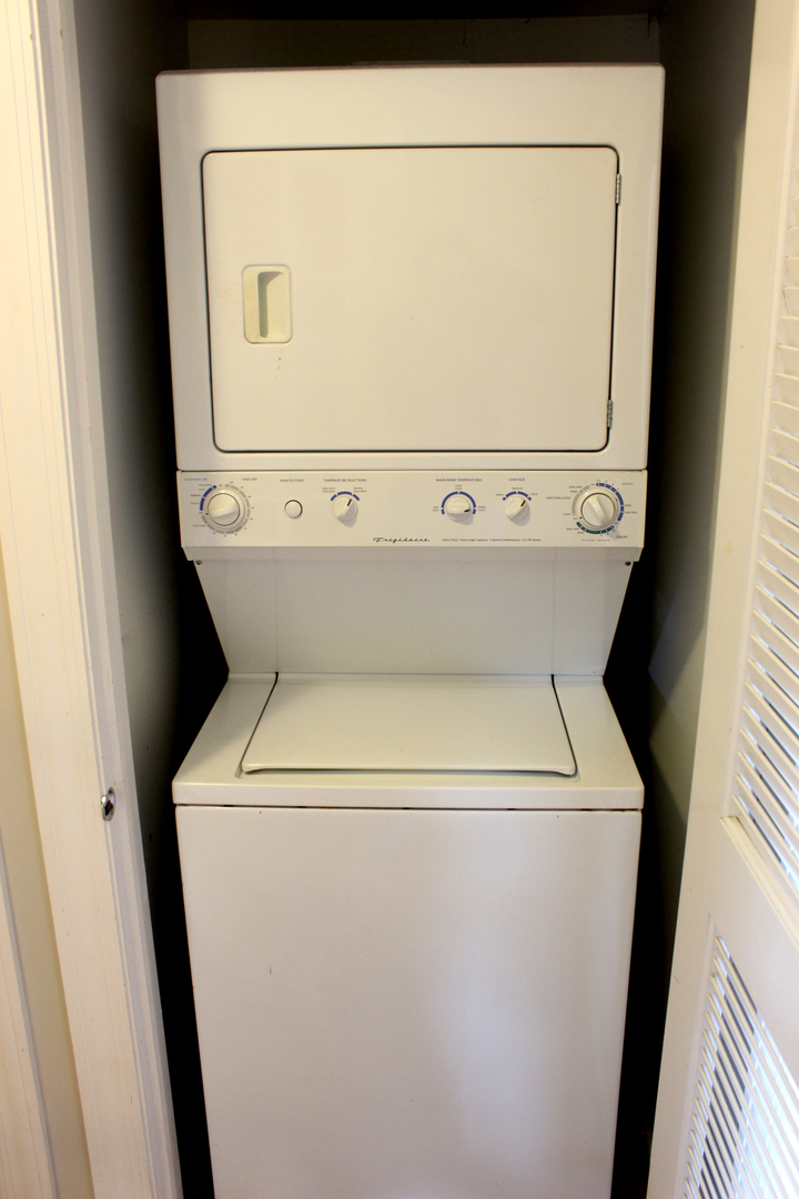 2701 W Belden Avenue Unit: 2