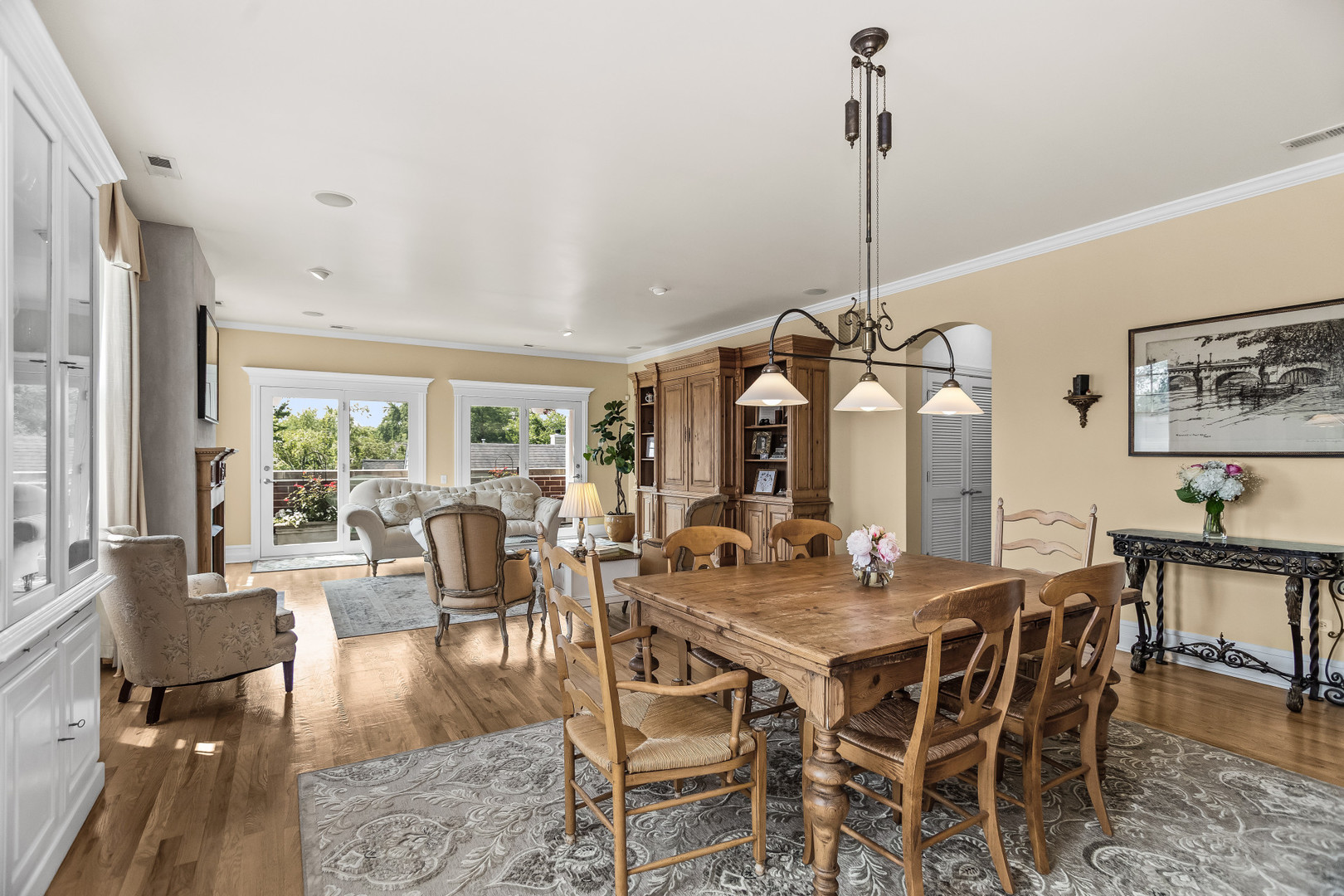 3951 N Hermitage Avenue Unit: C