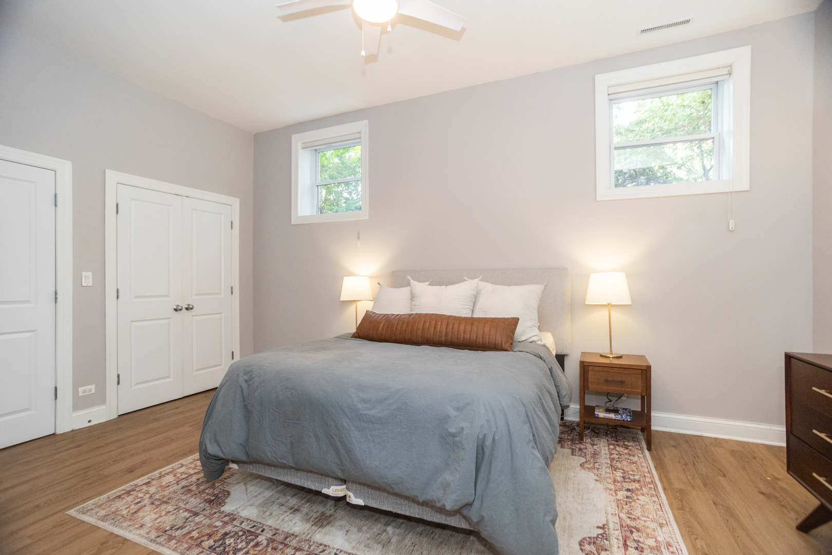 1324 W Pratt Boulevard Unit: 1W