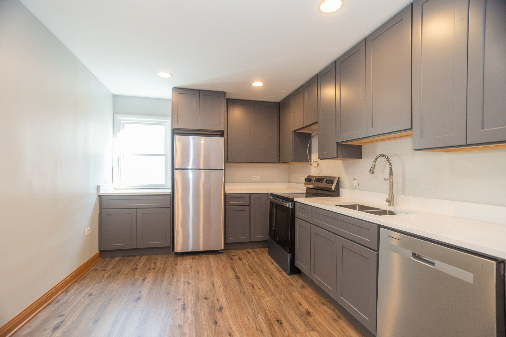 1330 W Norwood Street Unit: 2