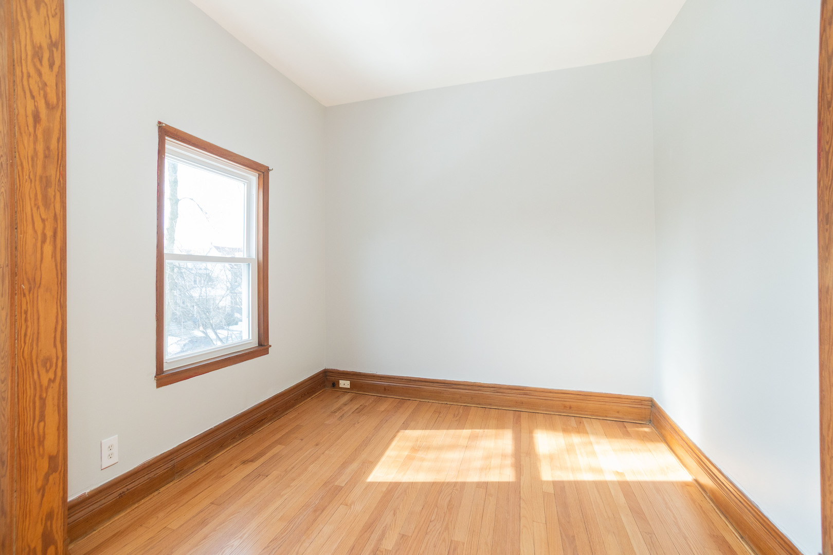 1330 W Norwood Street Unit: 2