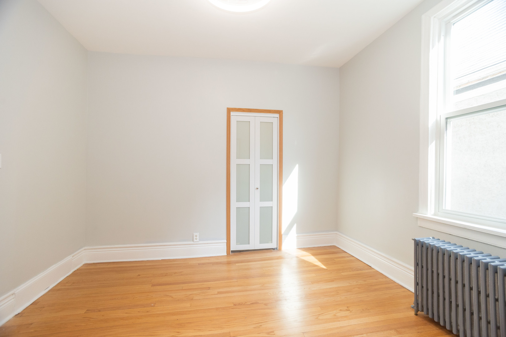 1330 W Norwood Street Unit: 2