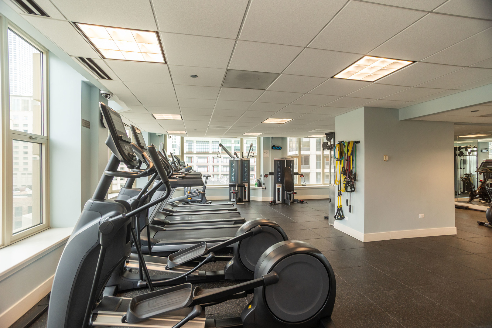 25 E SUPERIOR Street Unit: 705