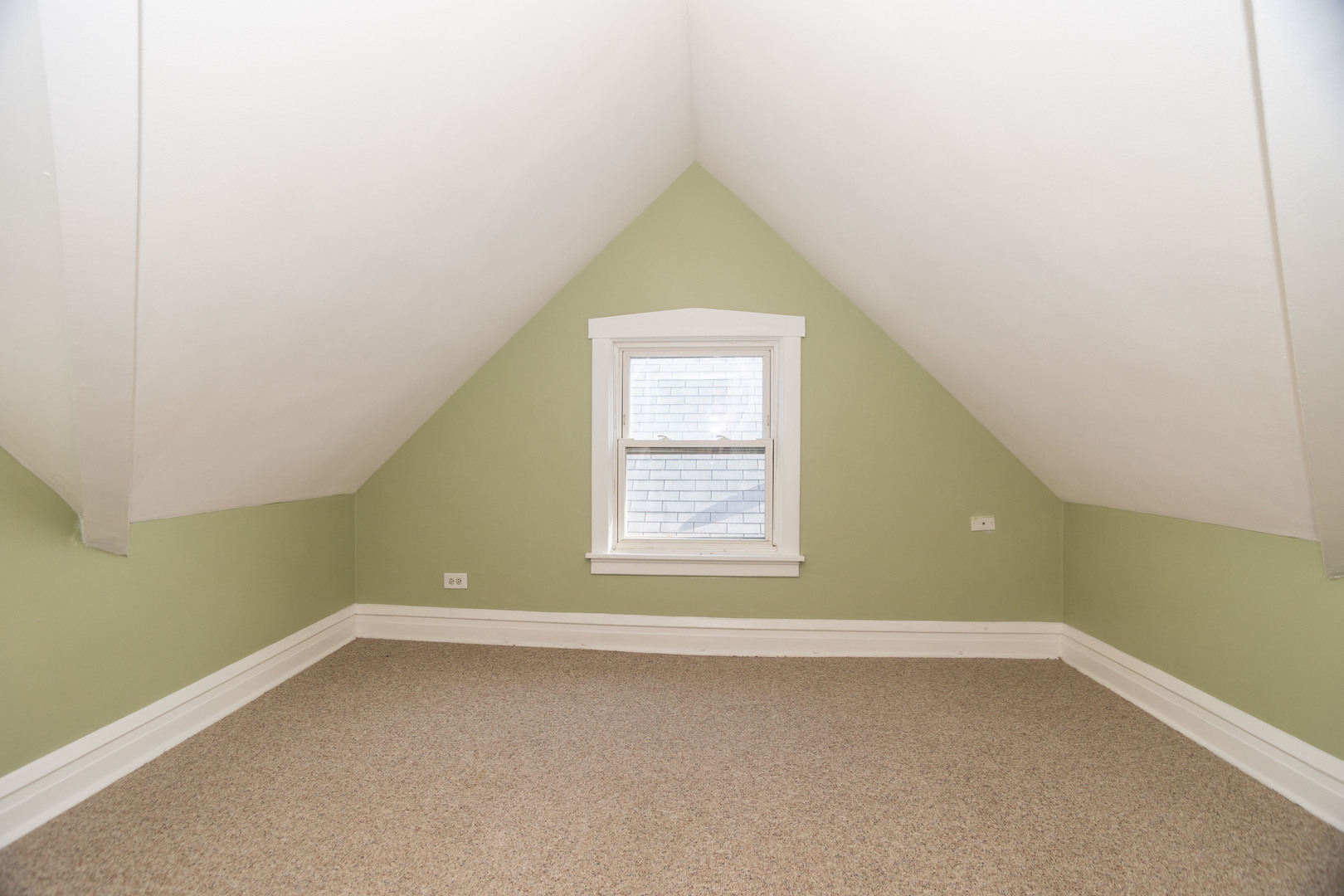 1330 W Norwood Street Unit: 3