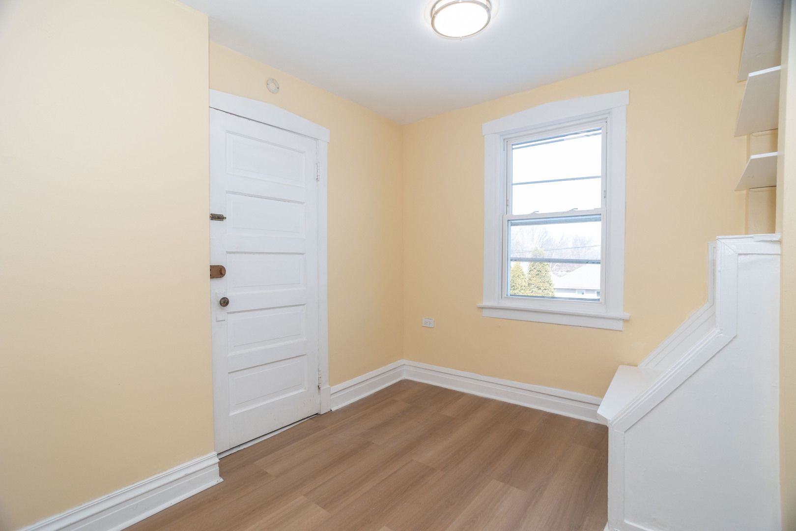 1330 W Norwood Street Unit: 3