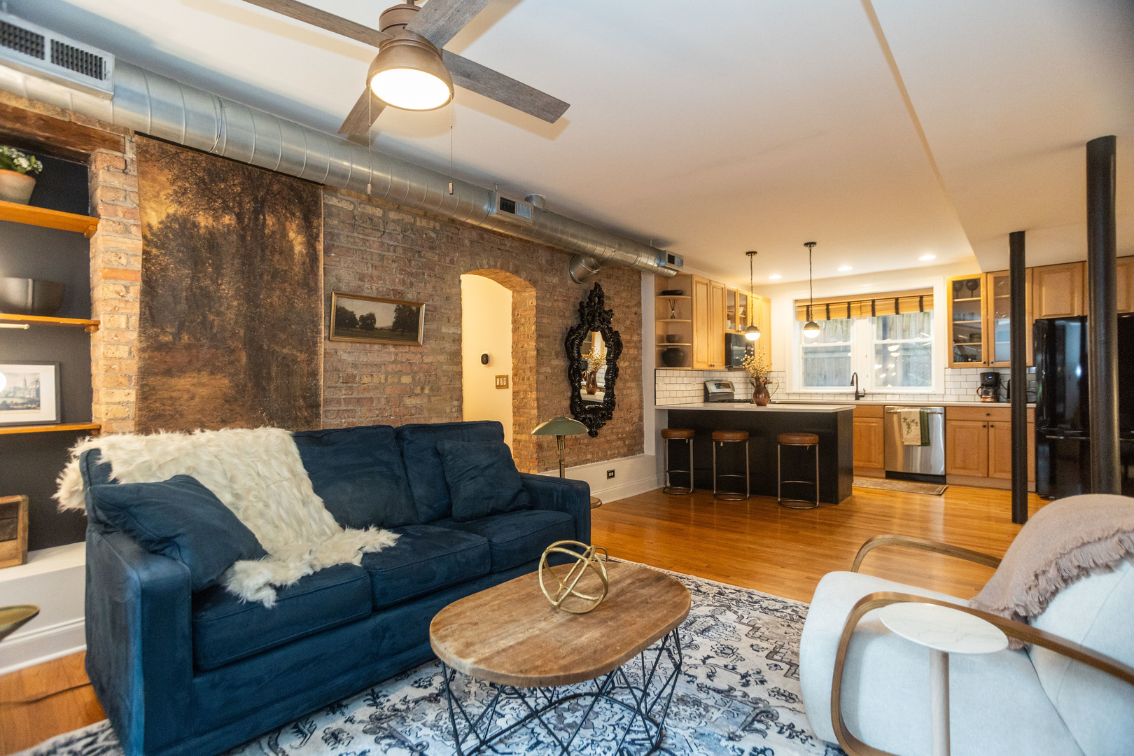 5350 N Glenwood Avenue Unit: GW