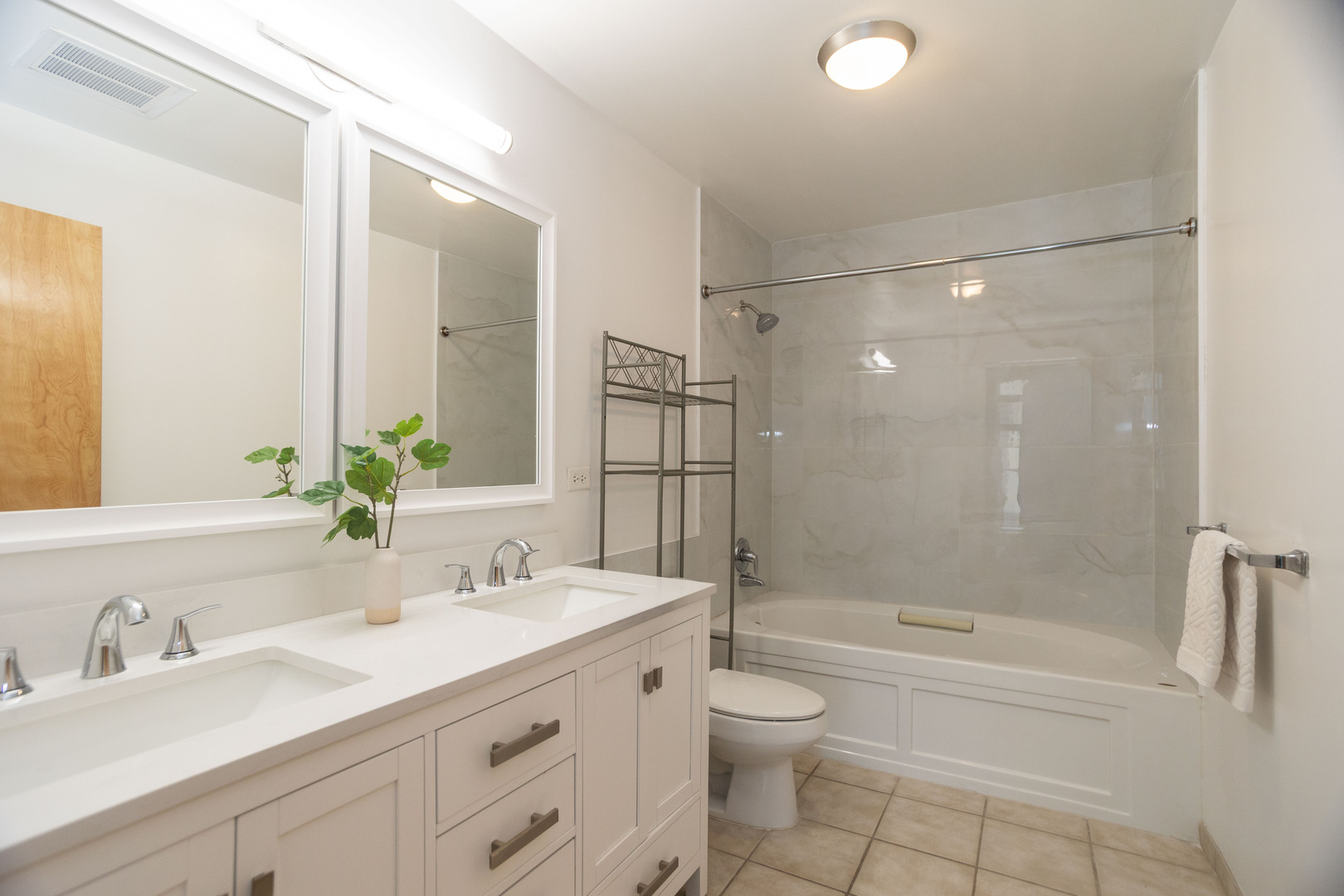 1620 S Michigan Avenue Unit: Floor-10