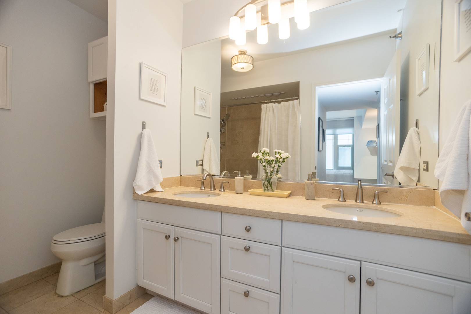 25 E SUPERIOR Street Unit: 705