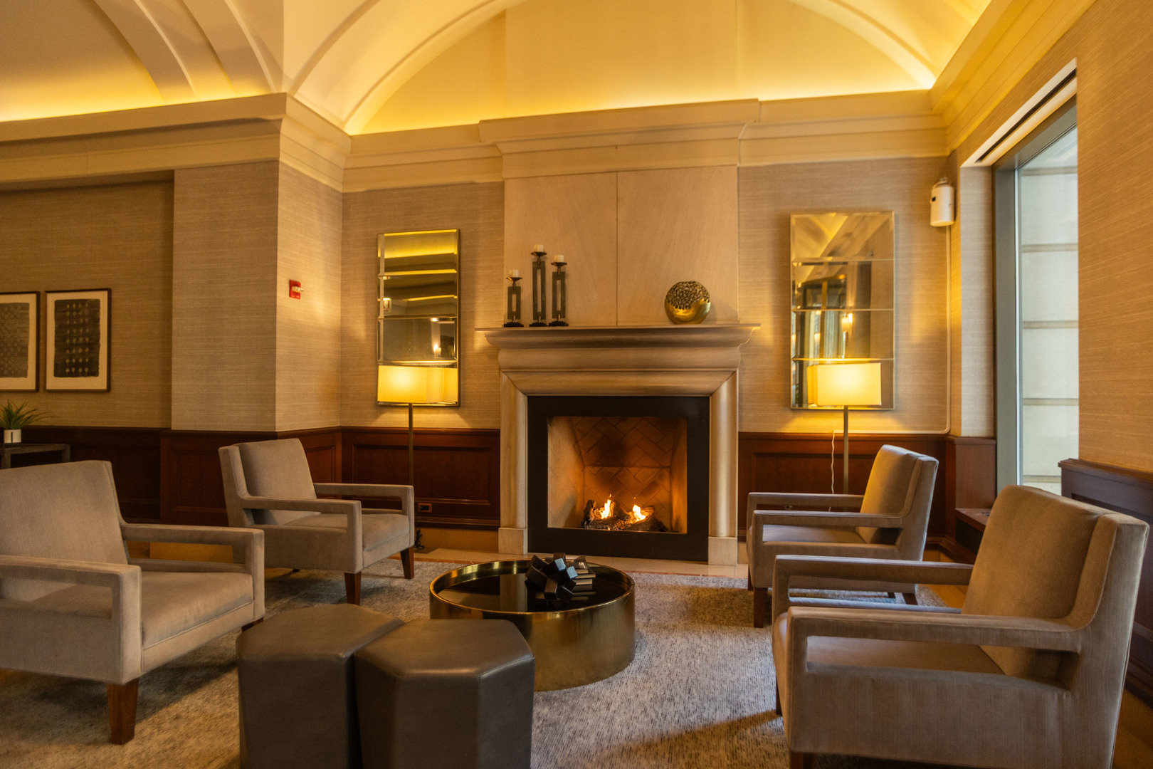 25 E SUPERIOR Street Unit: 705