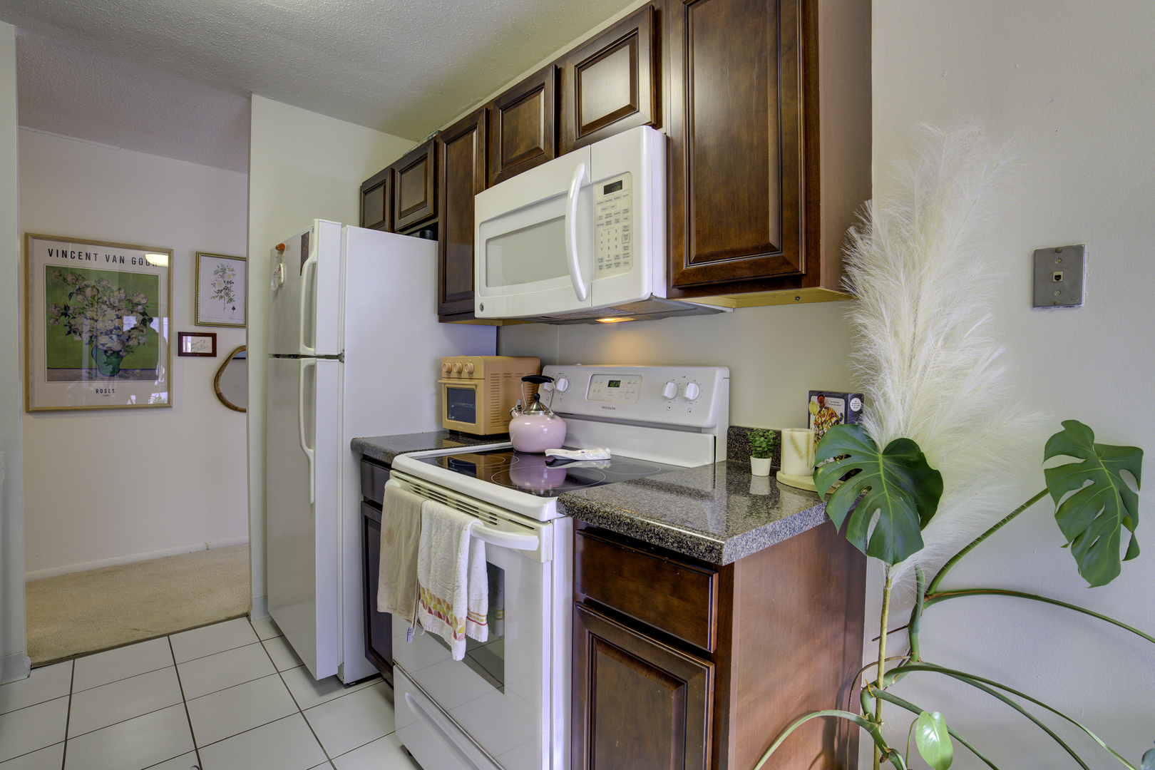 65 E Scott Street Unit: 11N