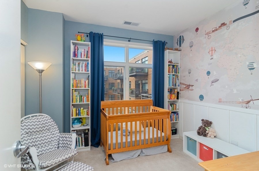 600 W Drummond Place Unit: 413