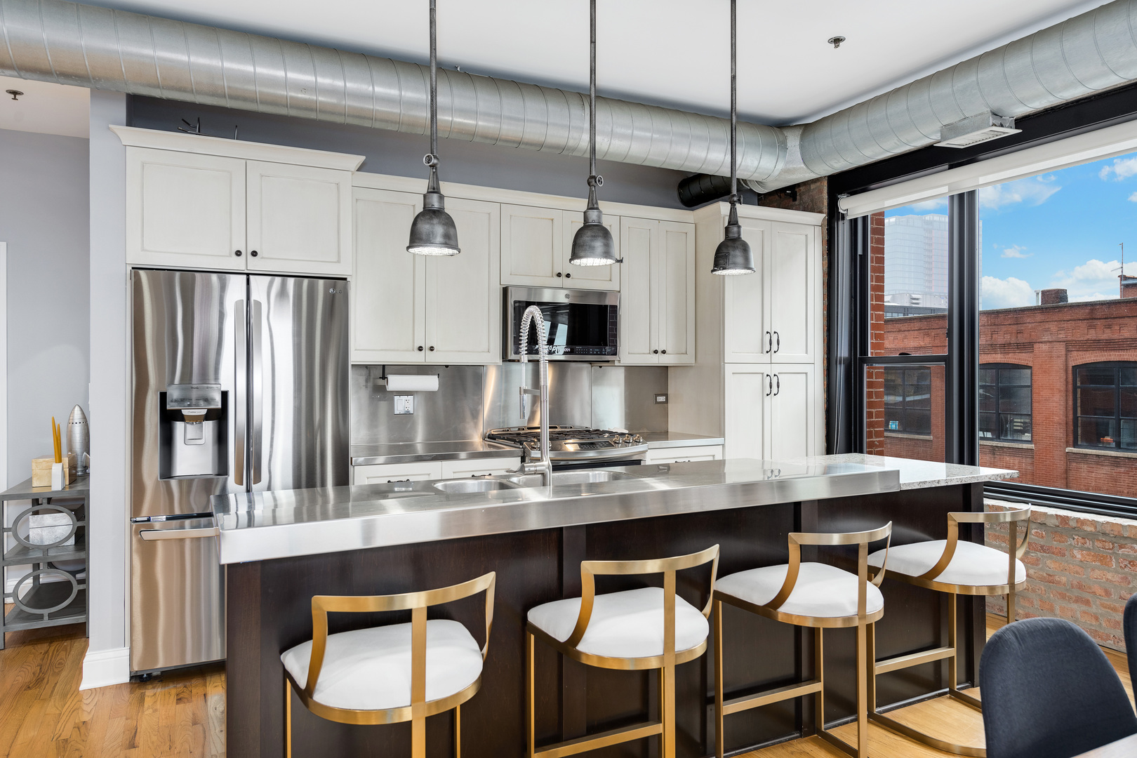 1118 W Fulton Market Street Unit: 403