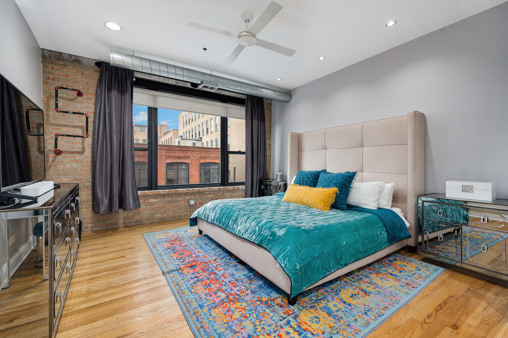 1118 W Fulton Market Street Unit: 403