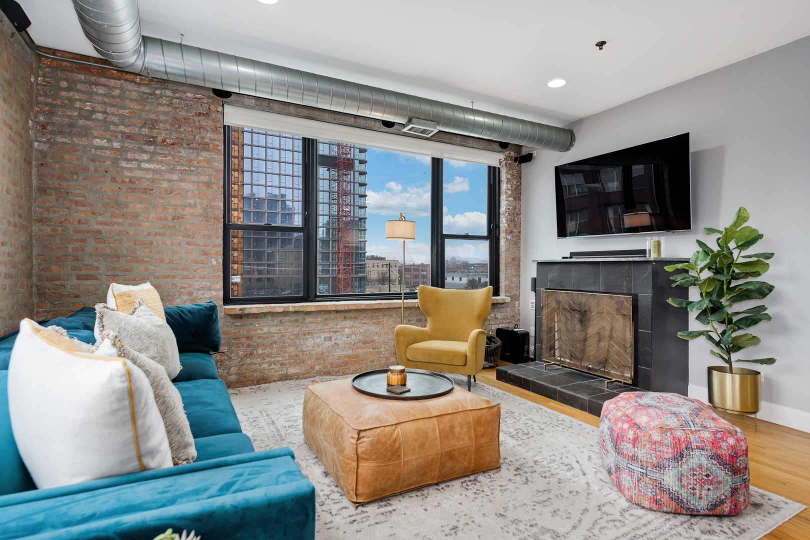 1118 W Fulton Market Street Unit: 403