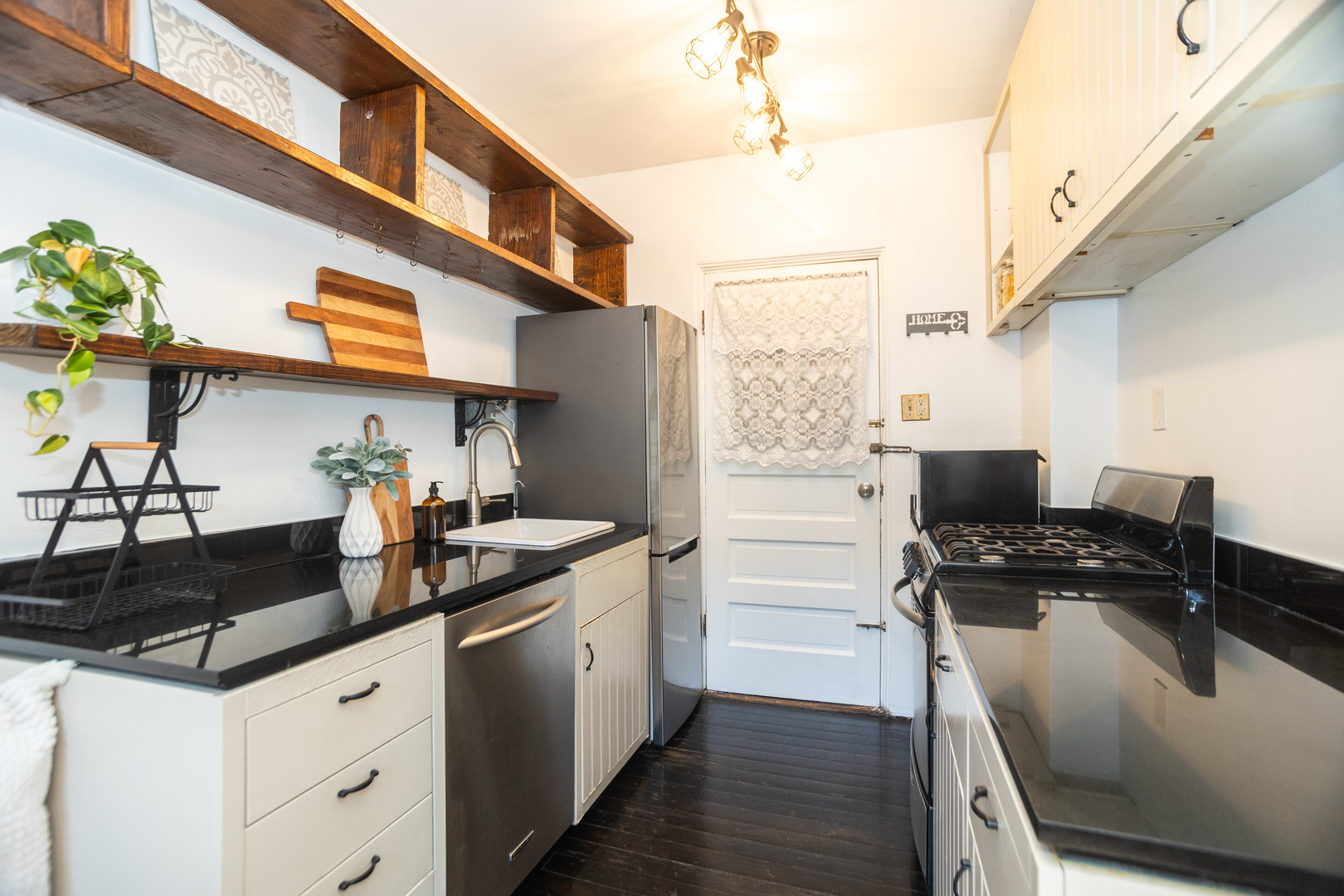1113 Holley Court Unit: 311