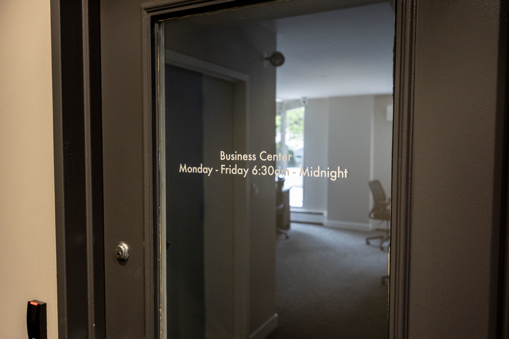 55 W Chestnut Street Unit: 2106