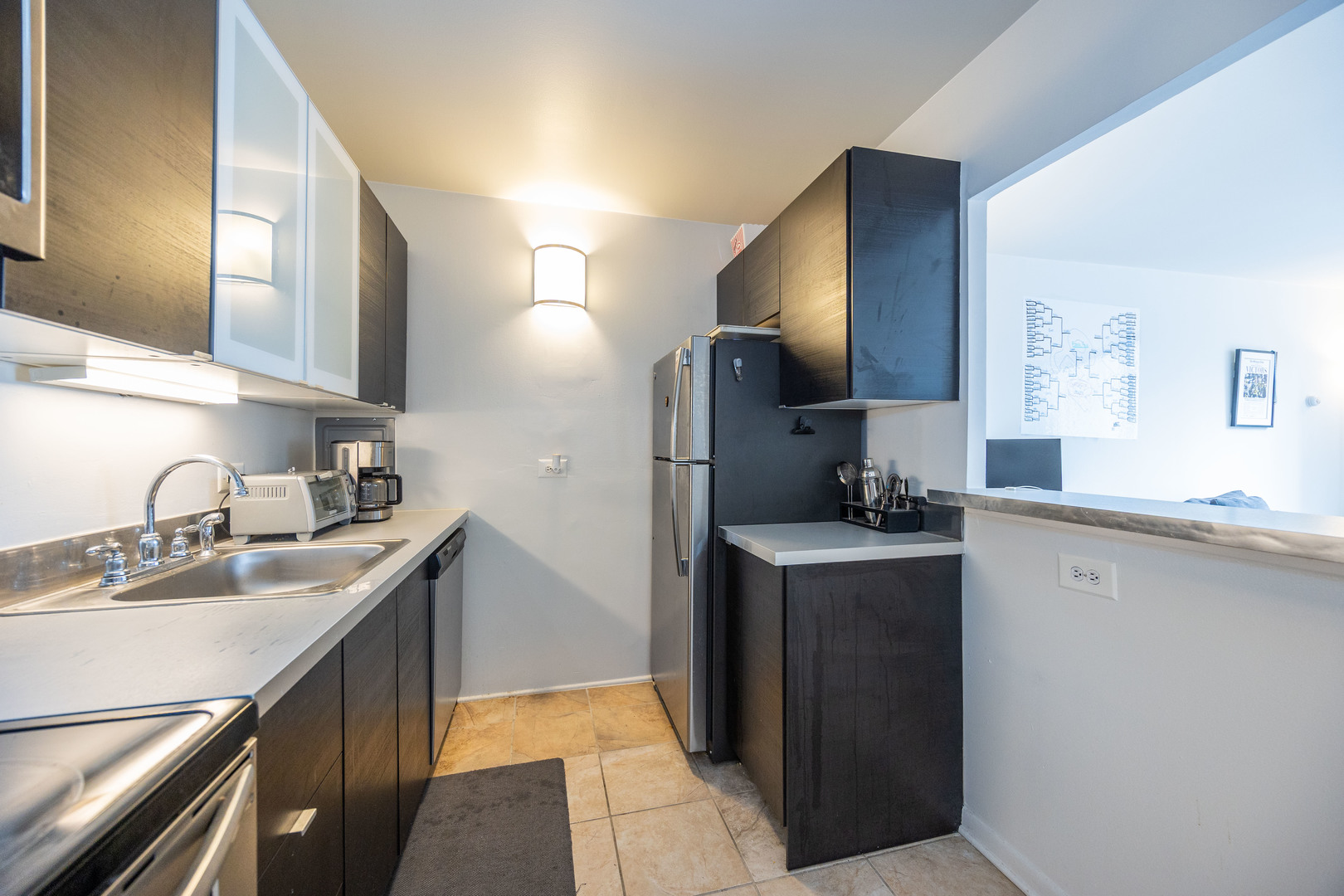 55 W Chestnut Street Unit: 2106