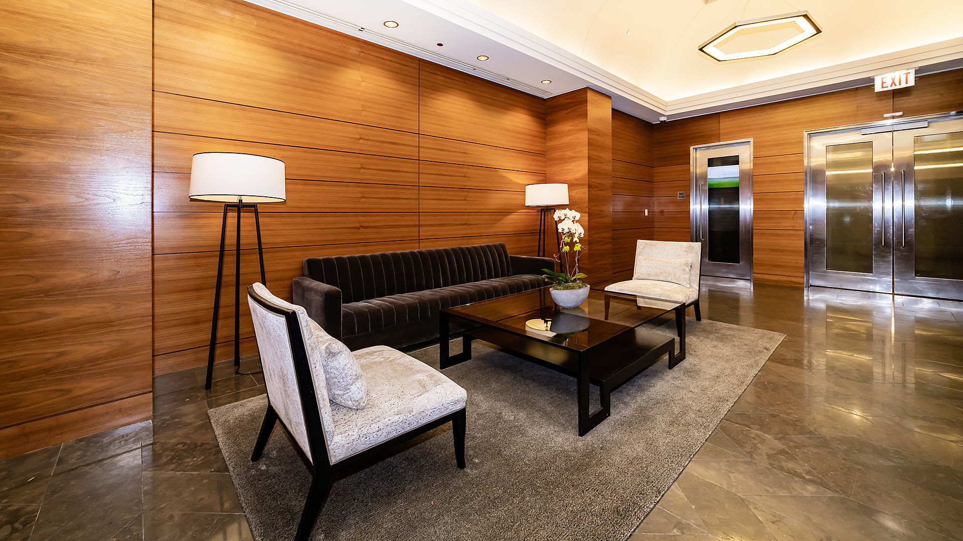 6 N Michigan Avenue Unit: 904