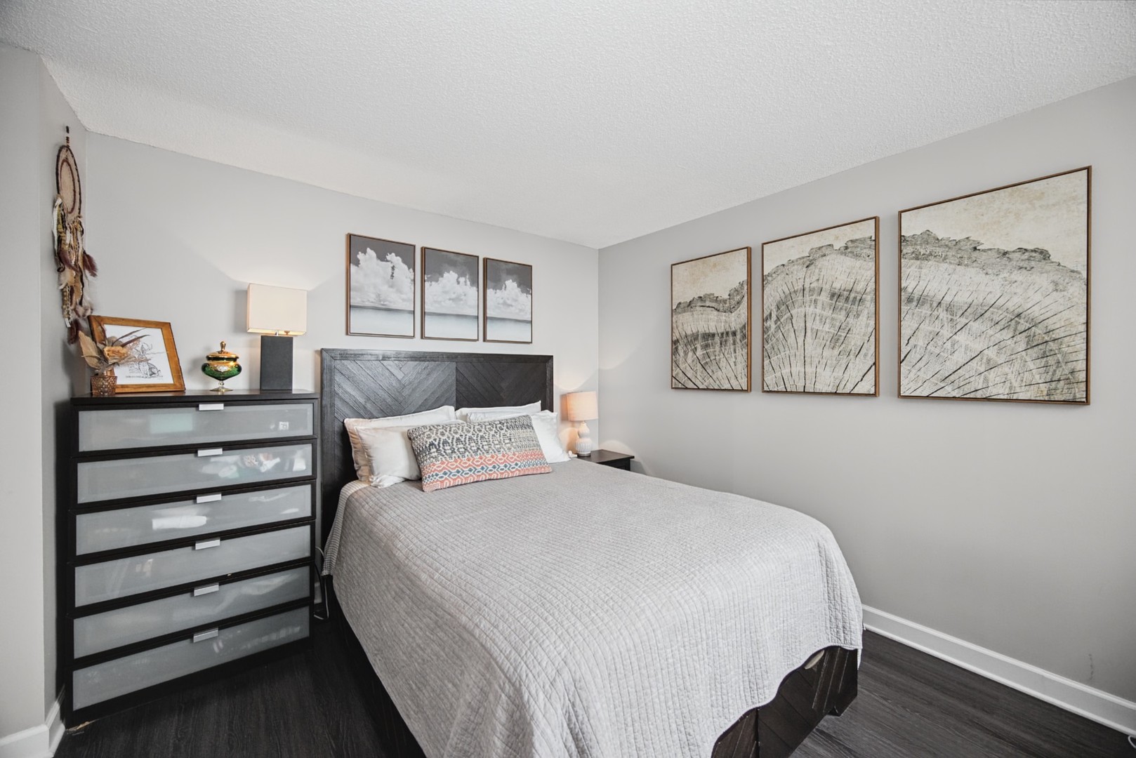 3660 N LAKE SHORE Drive Unit: 3504