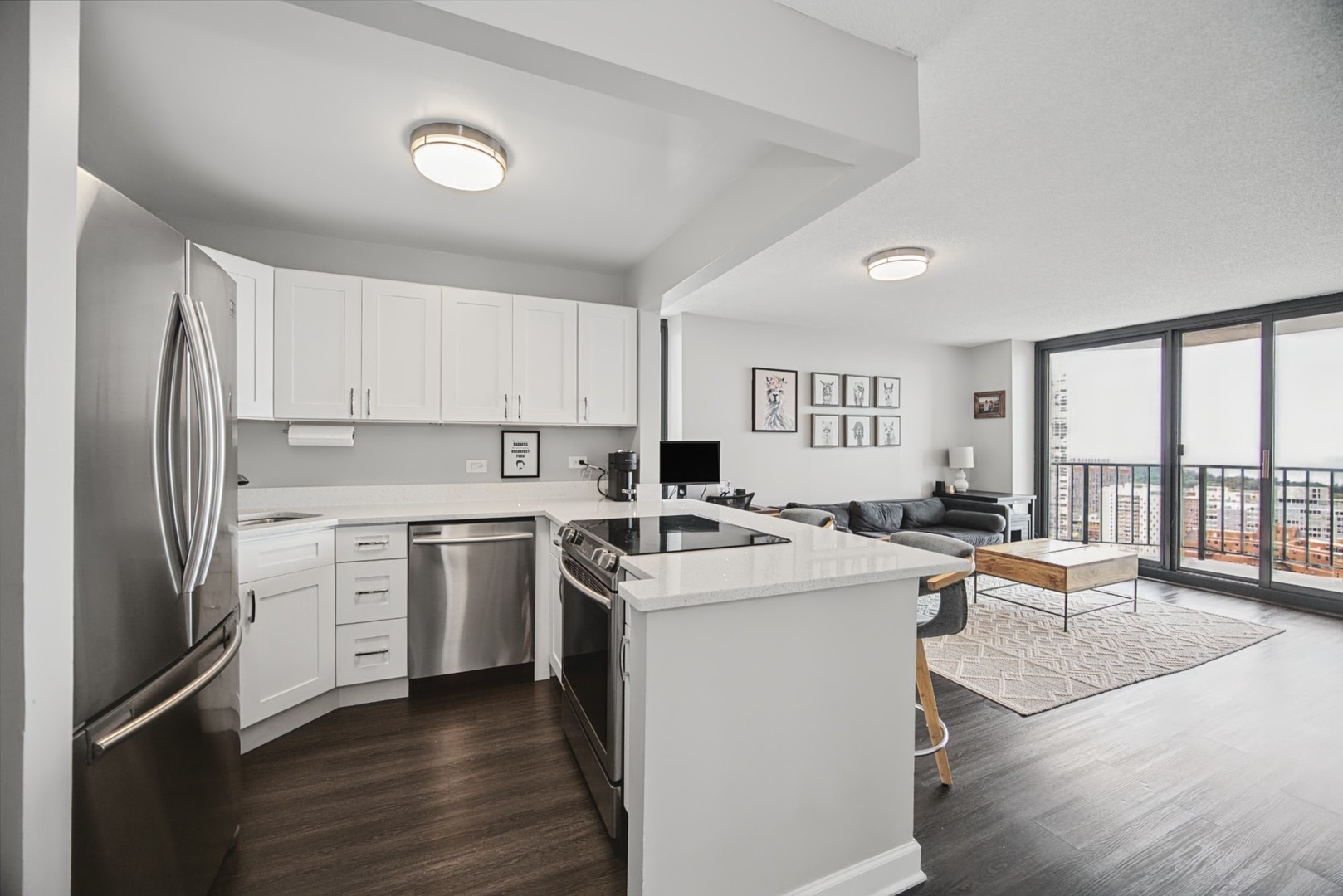 3660 N LAKE SHORE Drive Unit: 3504