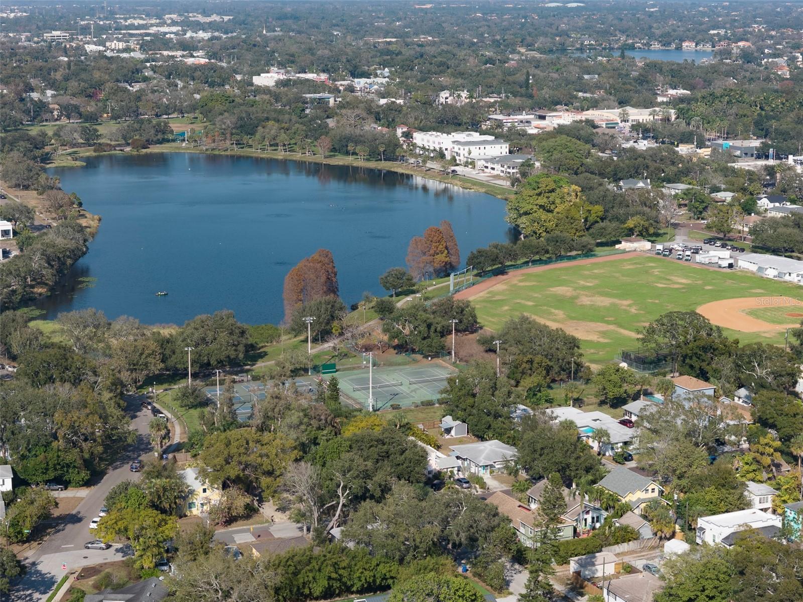 1101 CRESCENT LAKE DR N