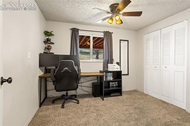 6877 Metropolitan Street