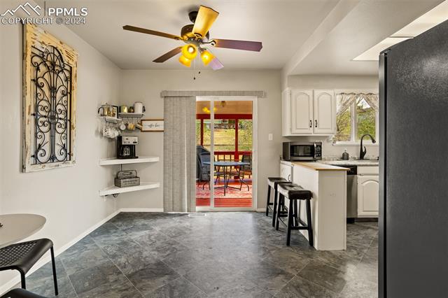 6877 Metropolitan Street