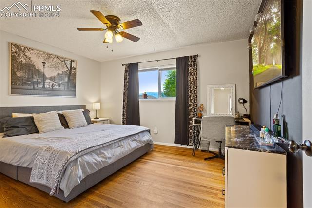 6877 Metropolitan Street