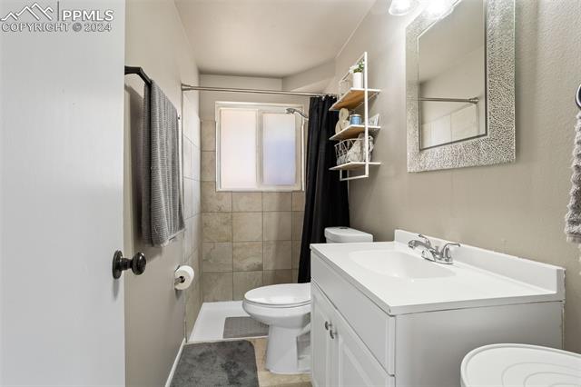 6877 Metropolitan Street