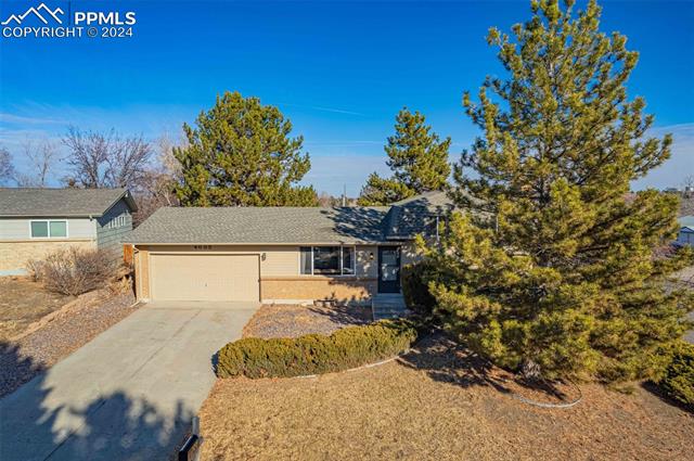 4695 E Peakview Avenue