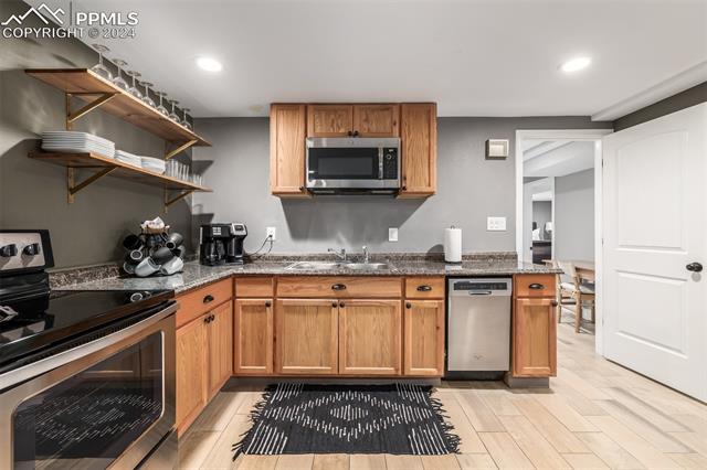 2116 Woodburn Street