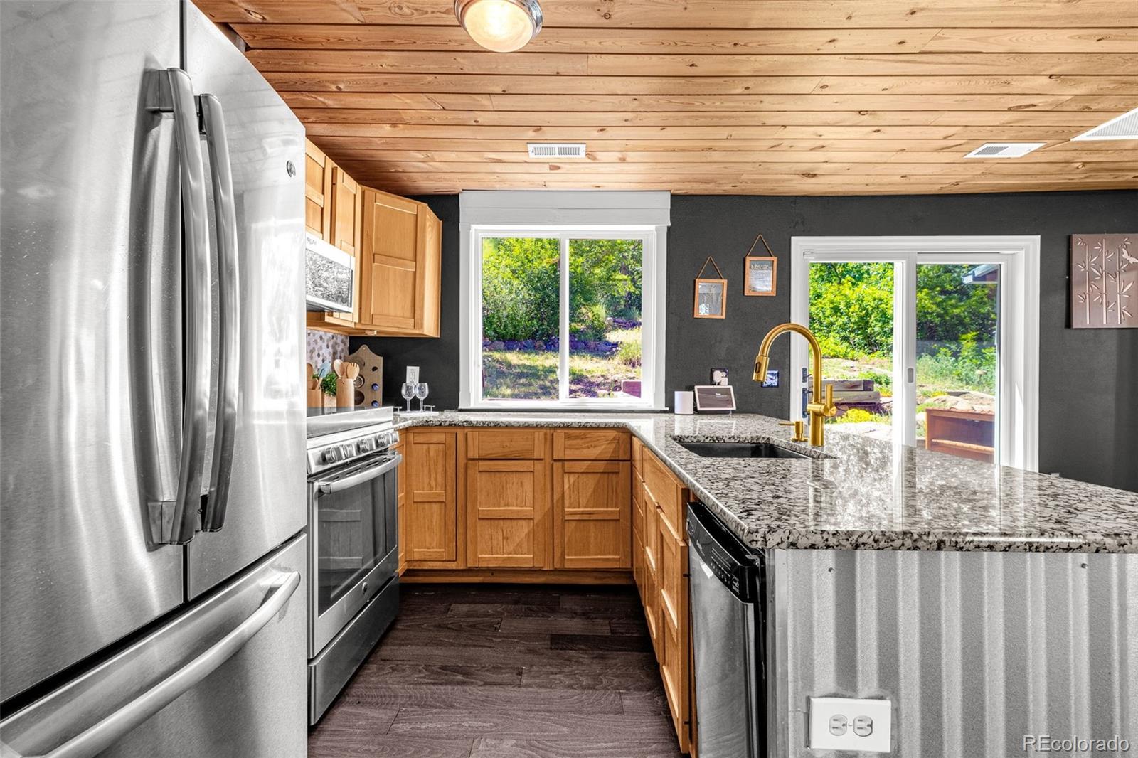 1608 Highland Way