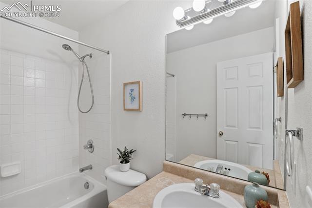 14198 Albatross Drive