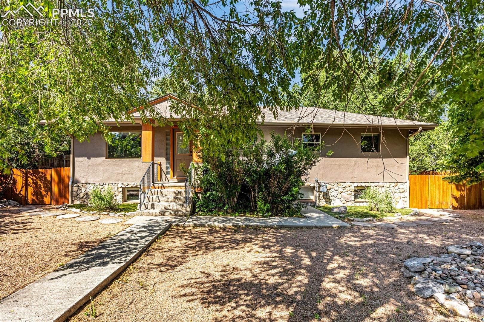 412 Yucca Drive