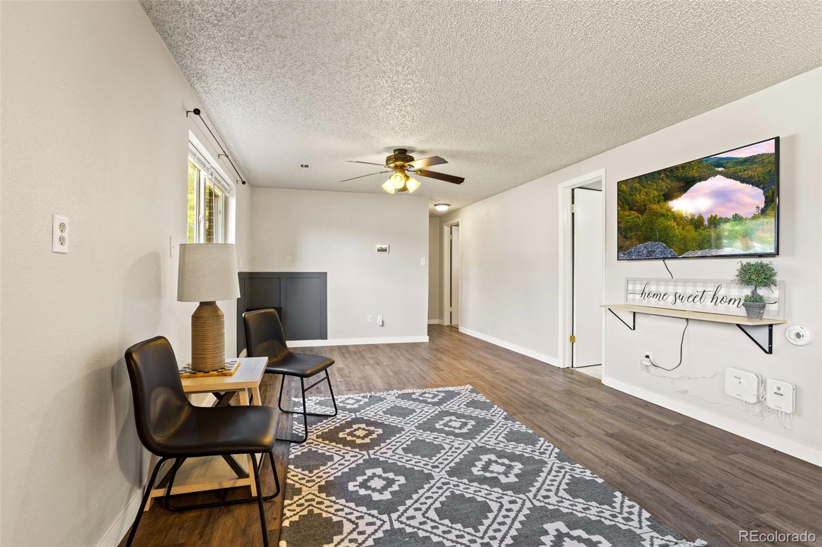 6877 Metropolitan Street