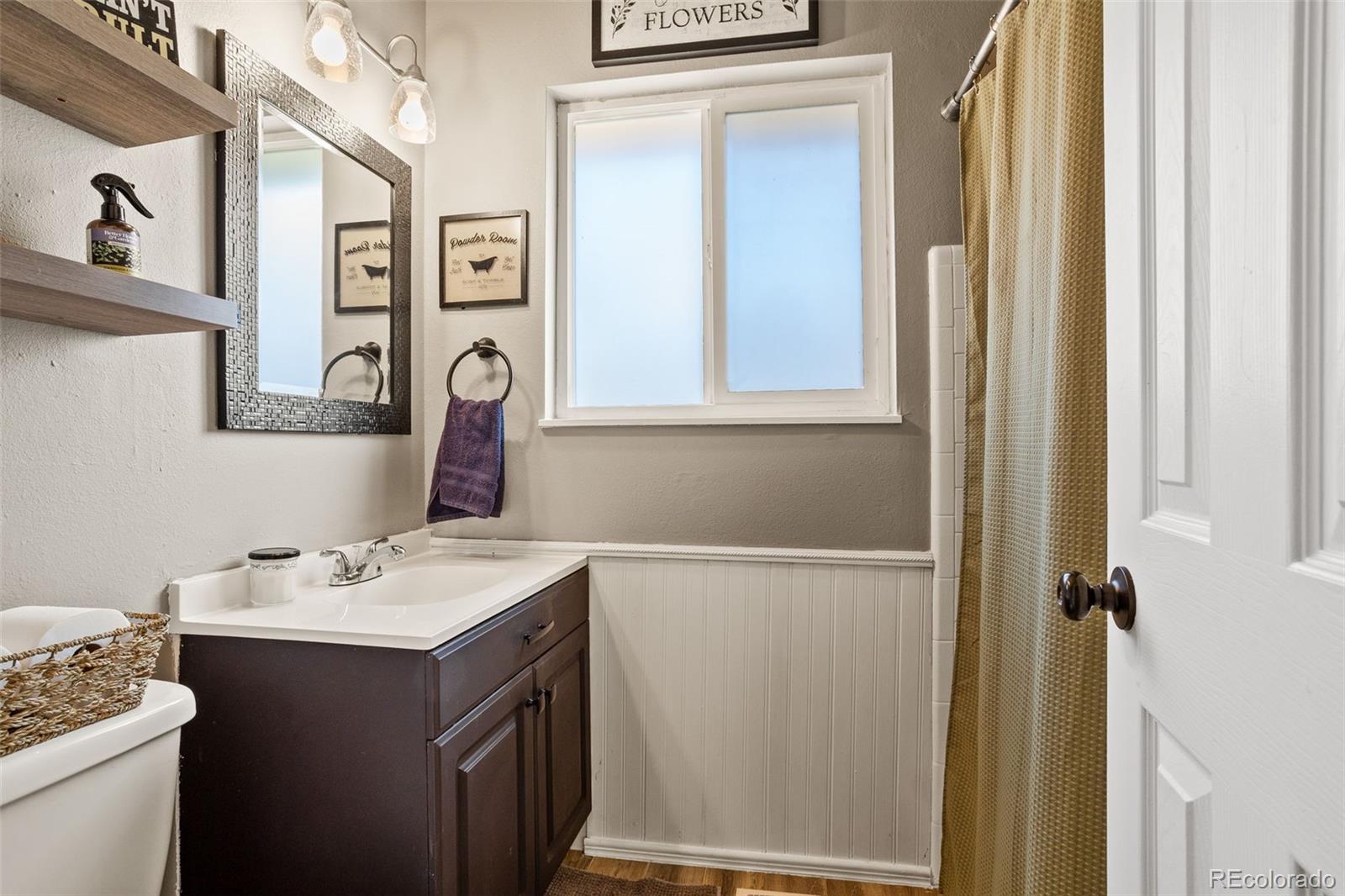 6877 Metropolitan Street