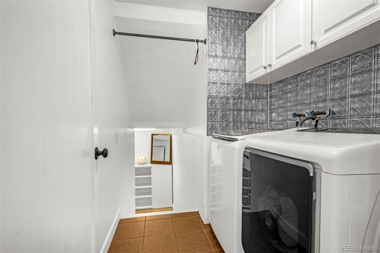 7667 E Mineral Drive